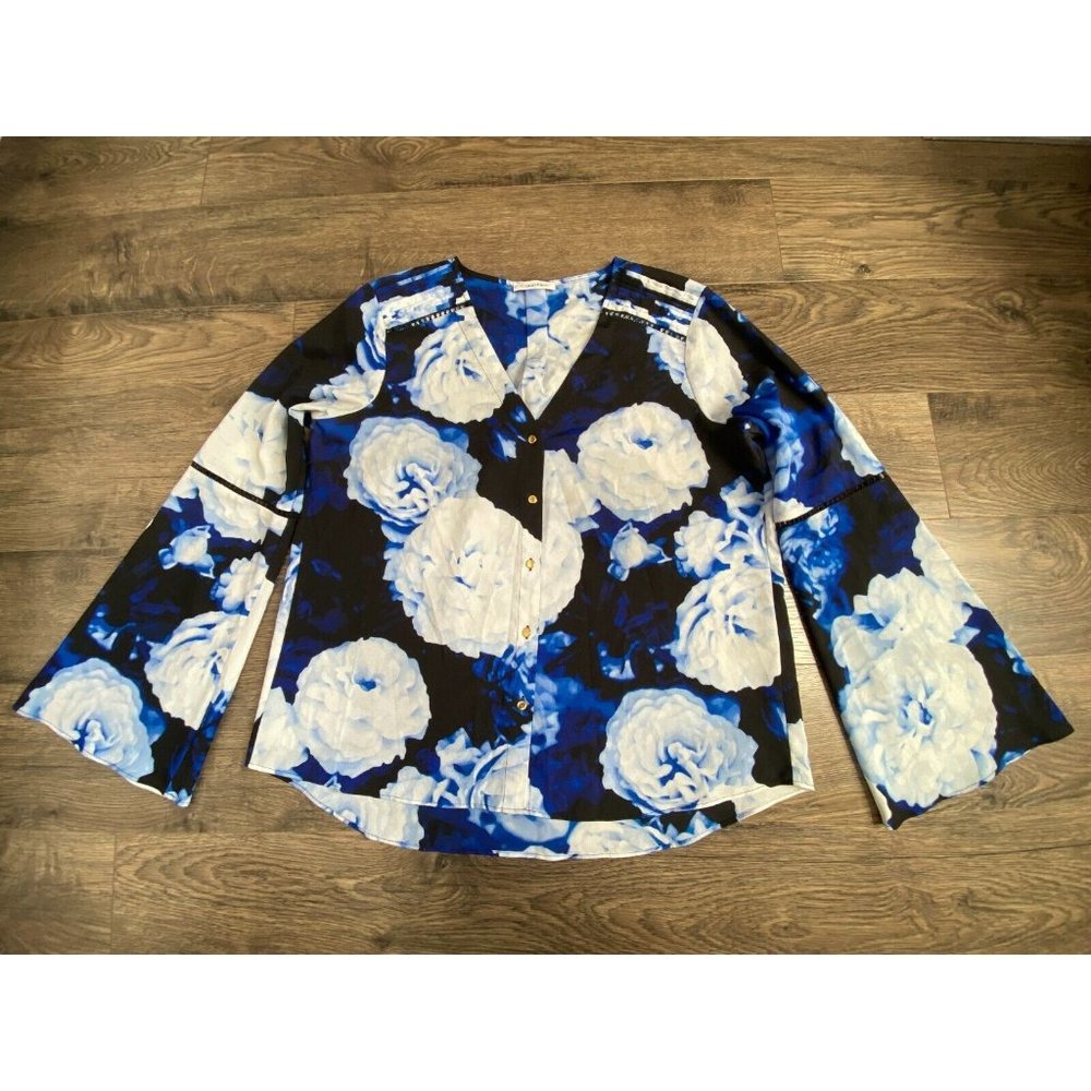 EUC Womens Calvin Klein blue floral bell sleeve button up blouse size L